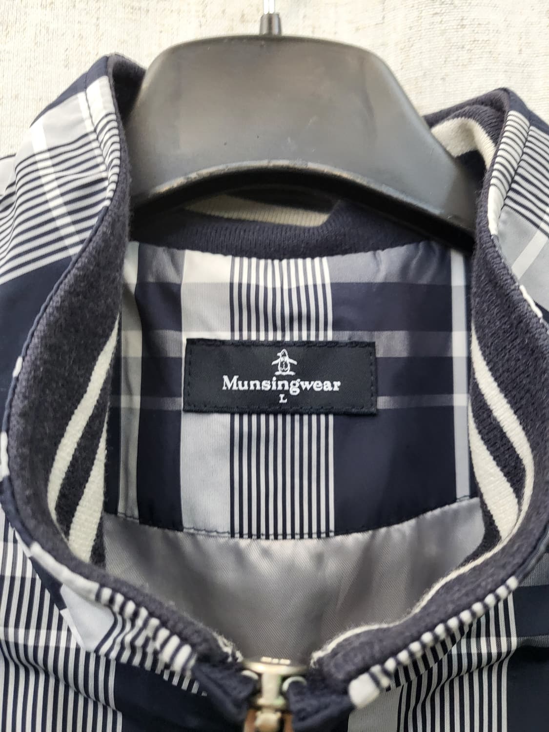 먼싱웨어 남성 바람막이 상품이미지3