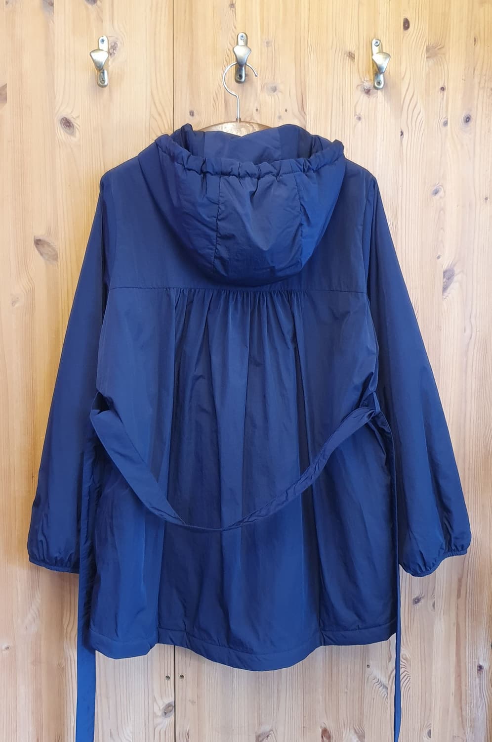 66.막스마라 후드 경량패딩 상품이미지2