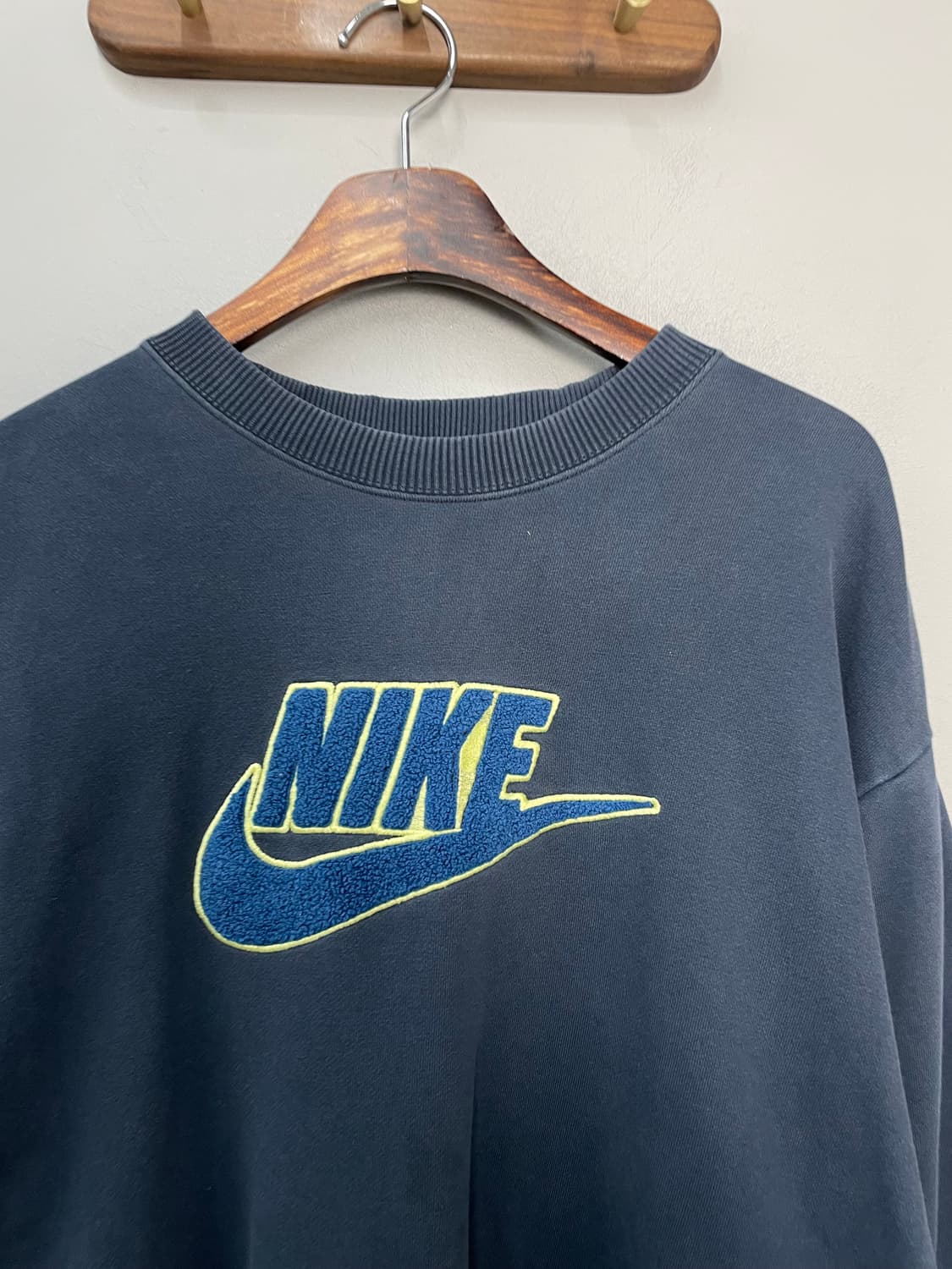 나이키 빈티지 크루넥 로고 맨투맨 H2369 상품이미지3