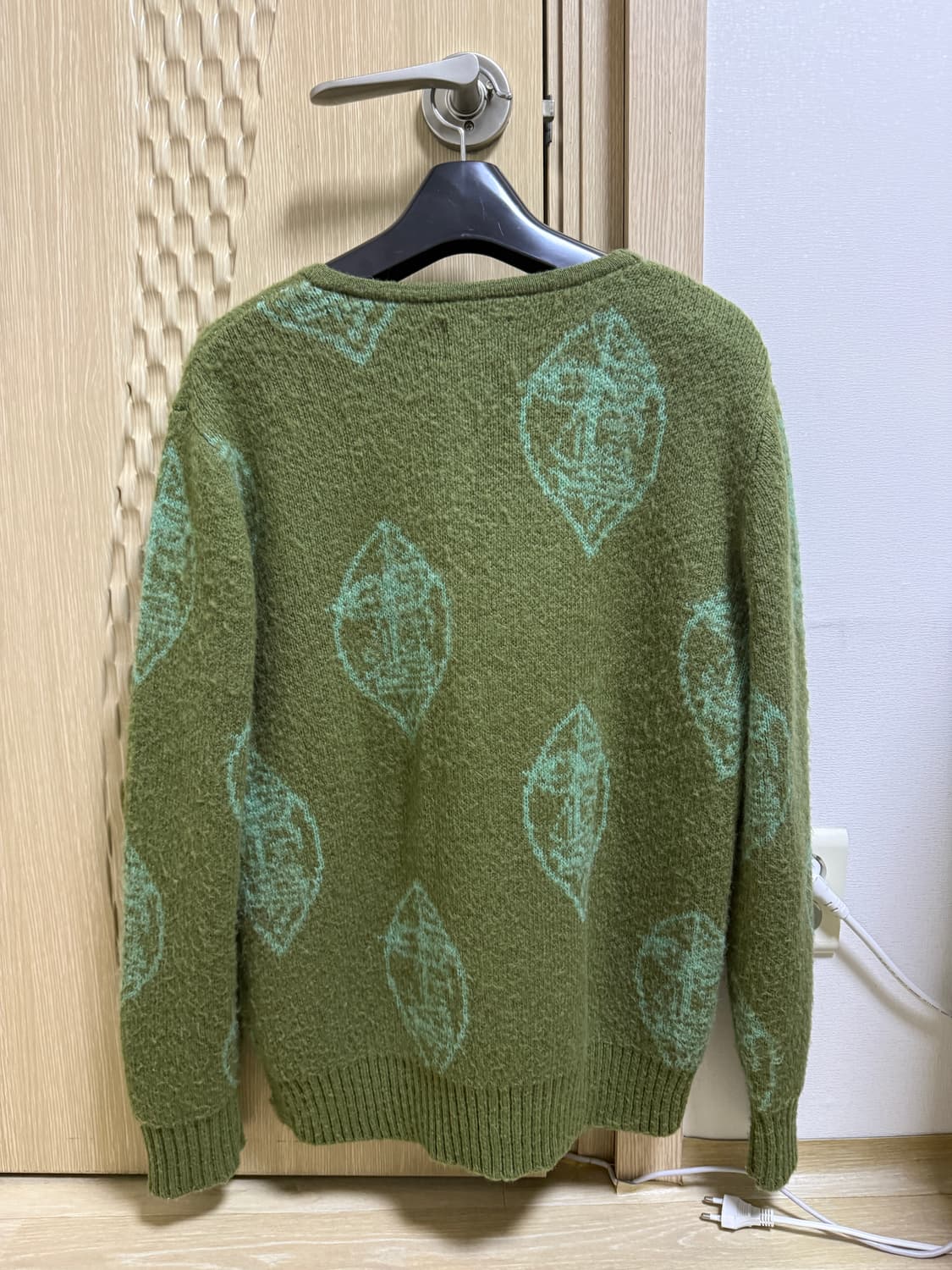 스투시 모헤어 가디건 상품이미지2