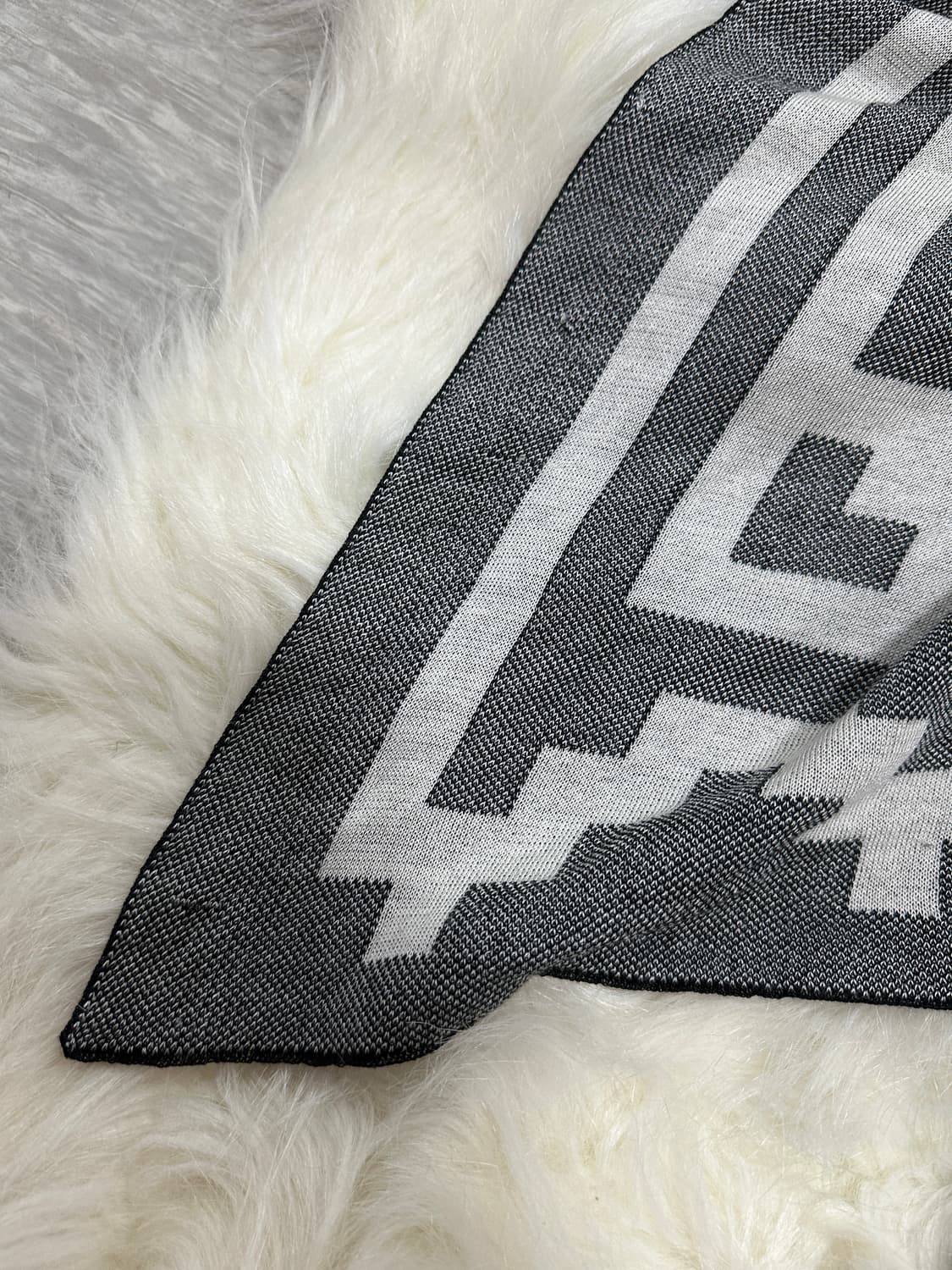 이세이미야케 라이오셀 가디건 상품이미지9