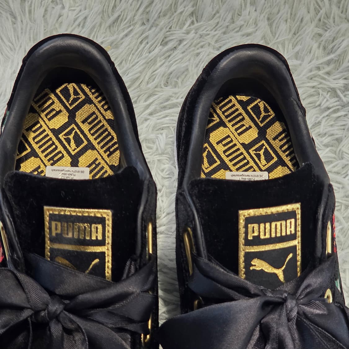 7q-6:푸마 벨벳 플라워 자수 스니커즈 (22cm)-거의새거 상품이미지7