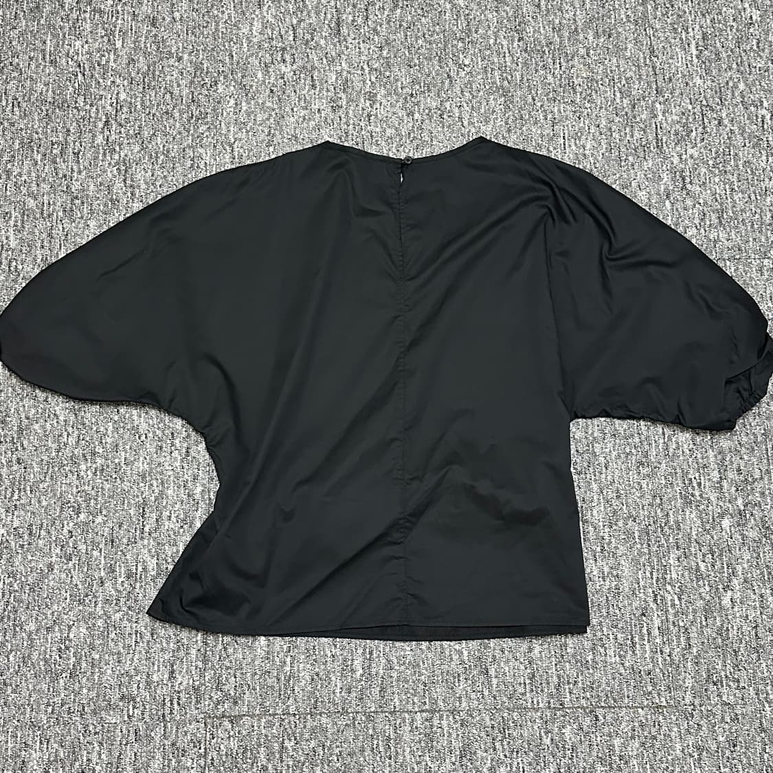 COS 코스 벨티드 퍼프 슬리브 블라우스 블랙 상품이미지8