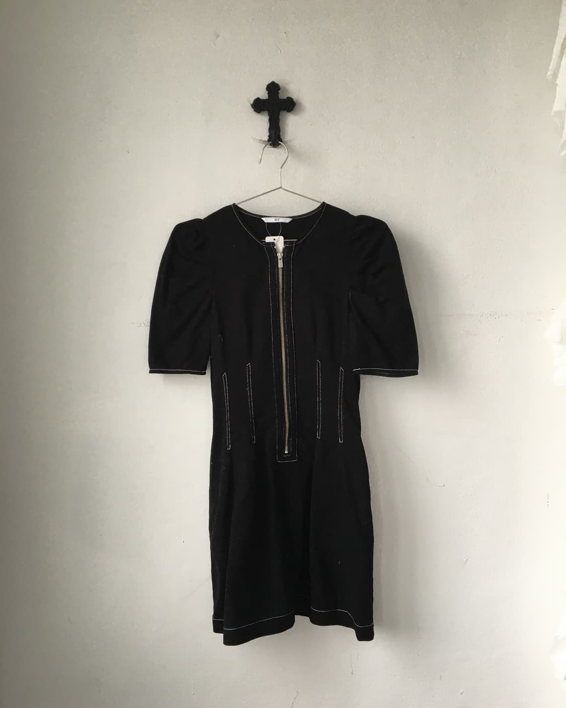 Stitch point puff onepiece 상품이미지2
