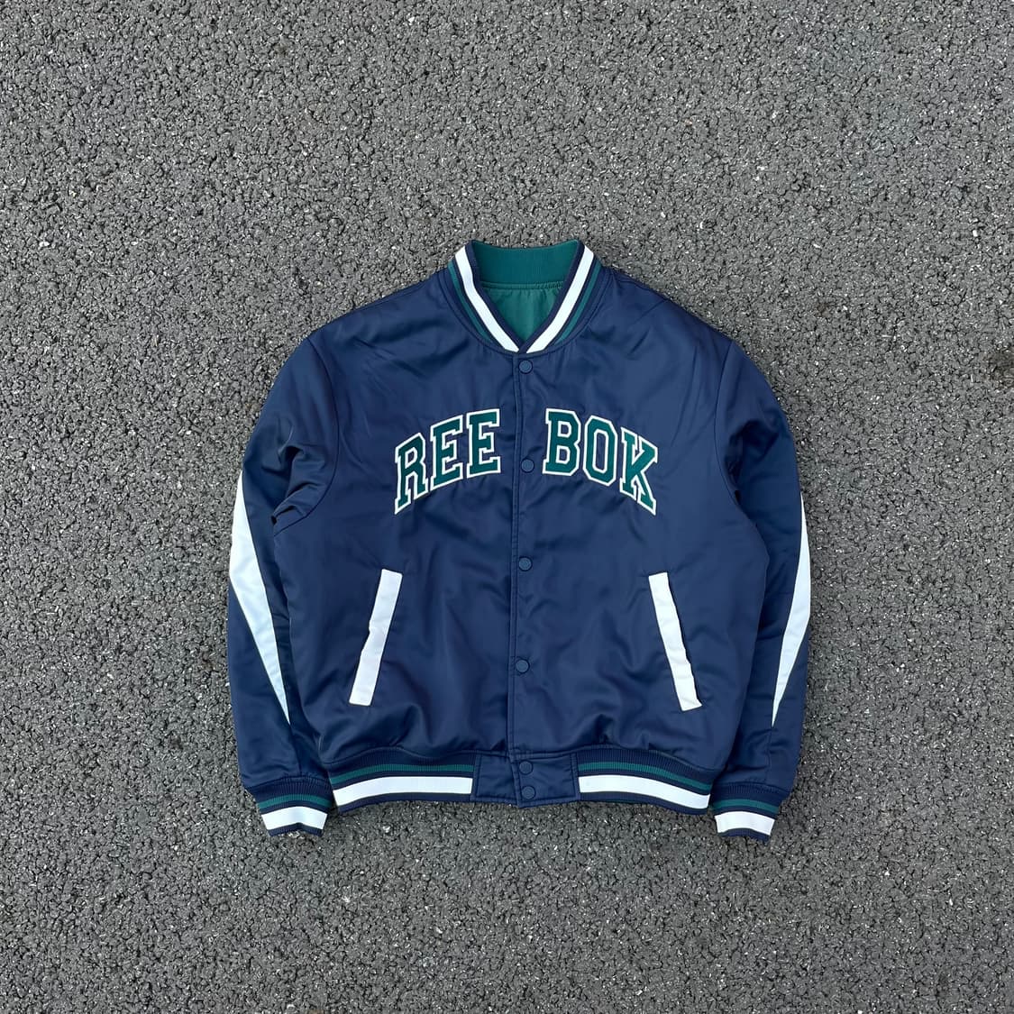 Reebok Reversible Varsity Jacket 상품이미지3