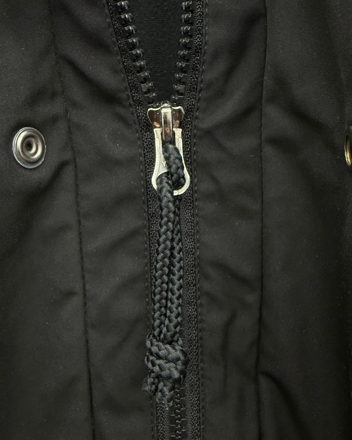 노스페이스 GORE-TEX 마운틴 자켓 블랙 상품이미지4