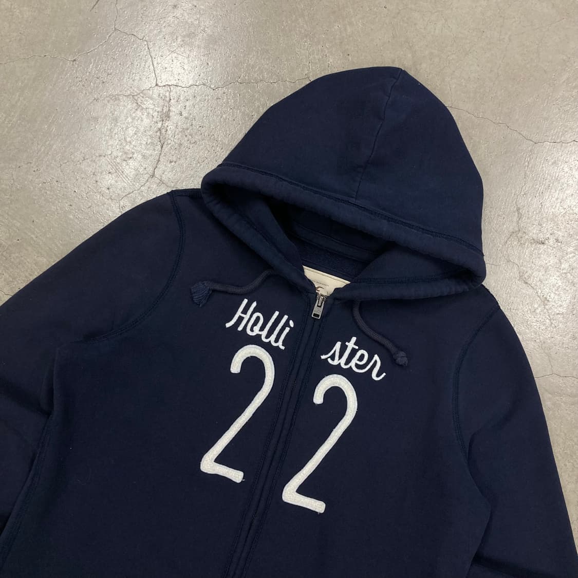 홀리스터 네이비 컬러 빅로고 후드집업 상품이미지2