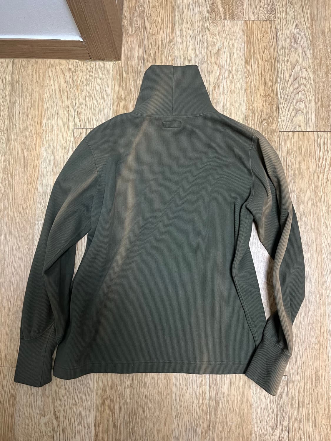 콜림보 써멀 터틀넥 니트 티셔츠 올리브 상품이미지6