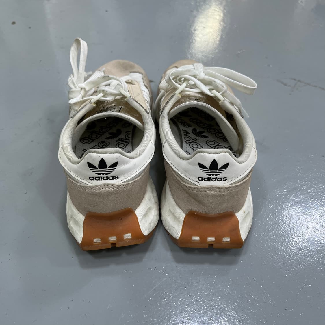 225 아디다스 여성 레트로피 운동화 0312M1 상품이미지4