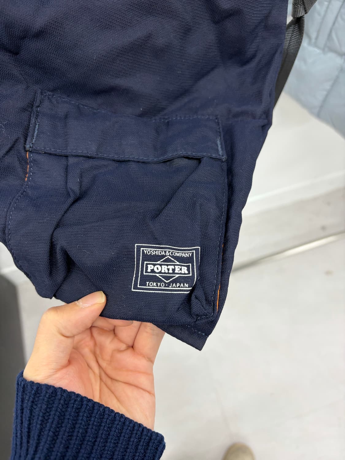 요시다포터 배거 숄더백 상품이미지4