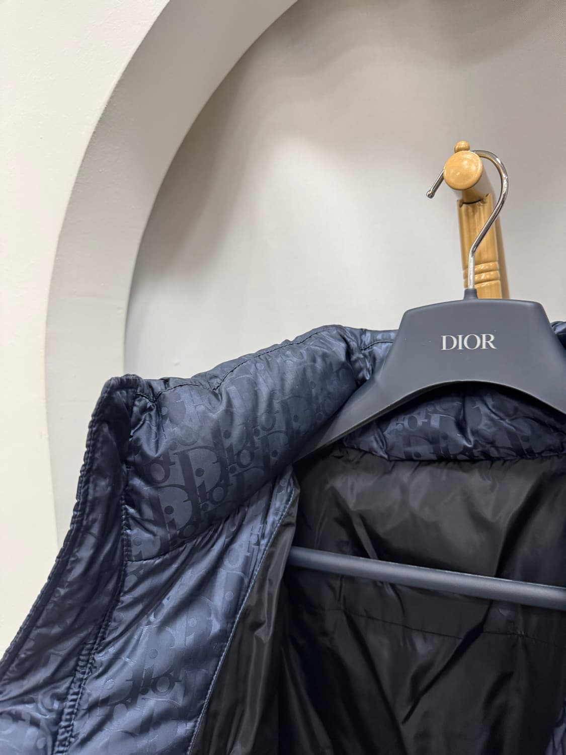 백화점판 디올 오블리크 패딩 50사이즈  상품이미지2