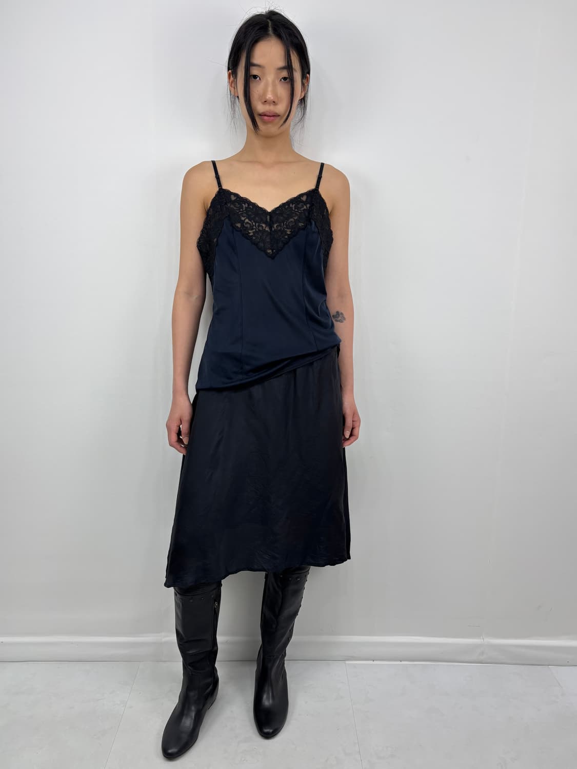 SHEER MIDI SKIRT 상품이미지3