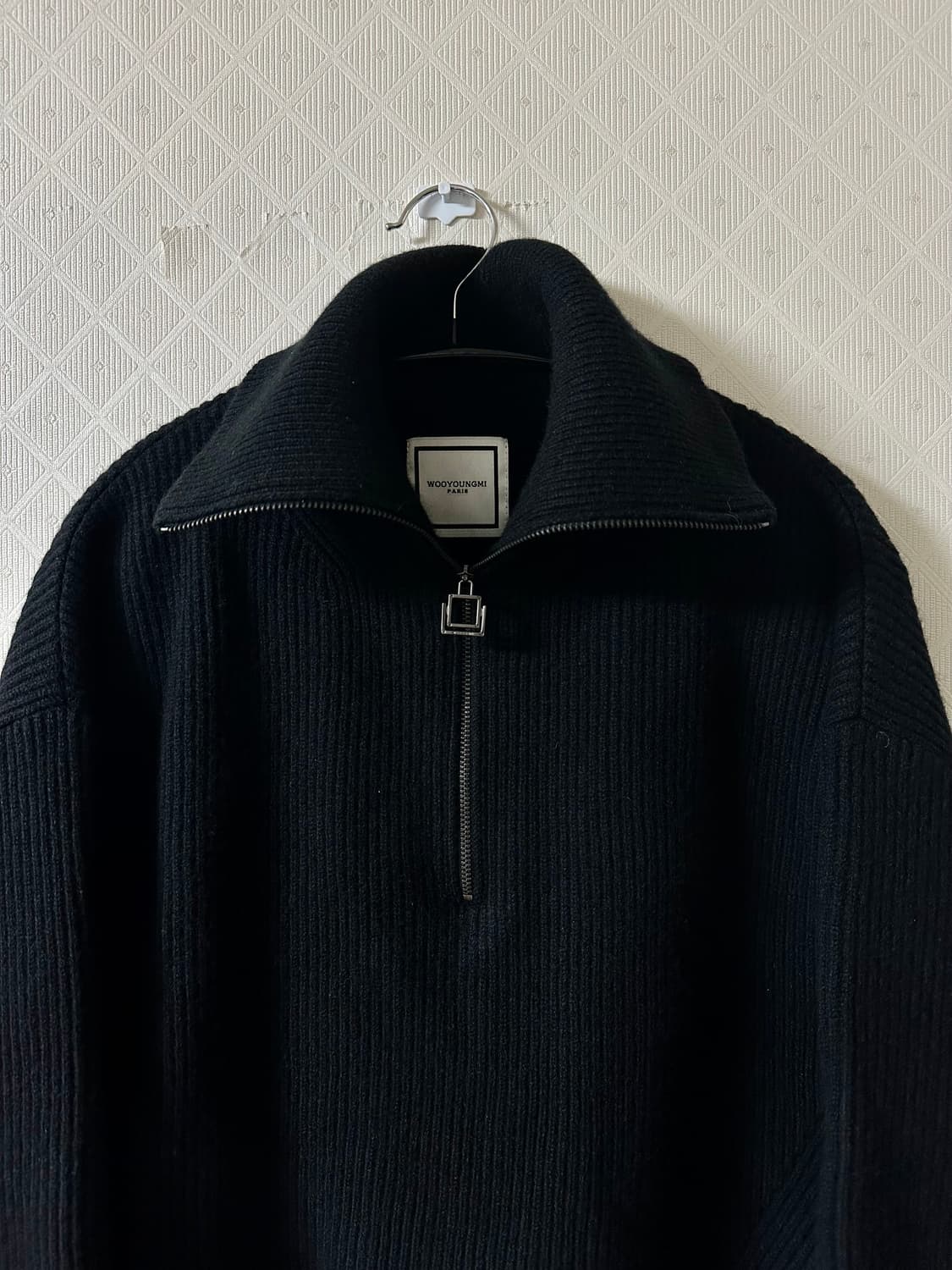 우영미 22fw 블랙 하프집업 니트 48 상품이미지7