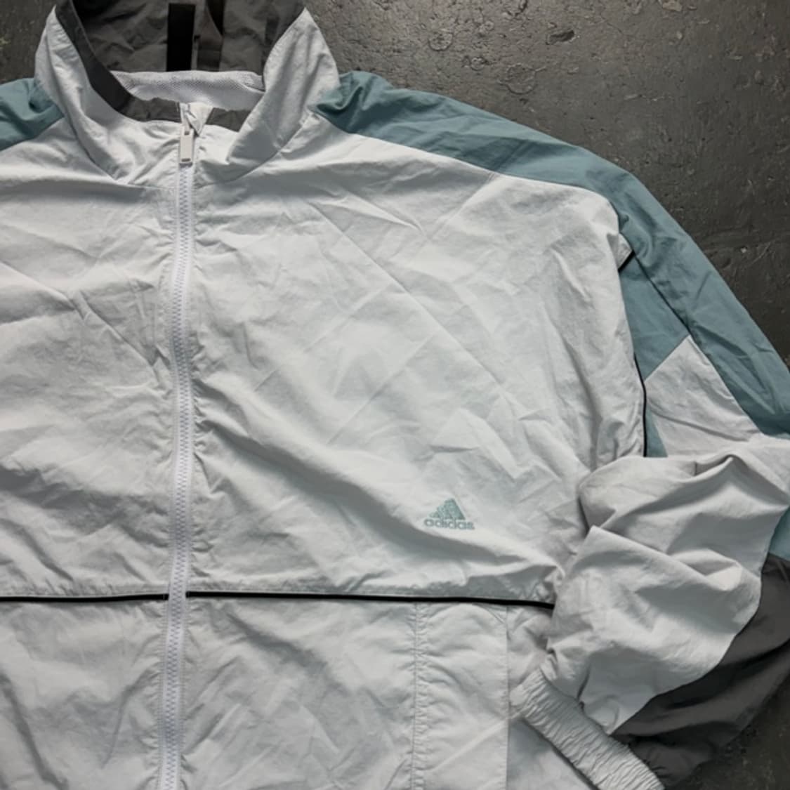105 아디다스 바람막이 상품이미지2