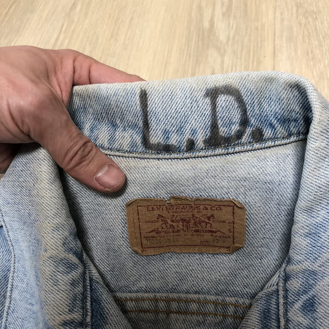 (42R) 90's 리바이스 미국제 70506-0214 연청 데님 자켓 상품이미지5