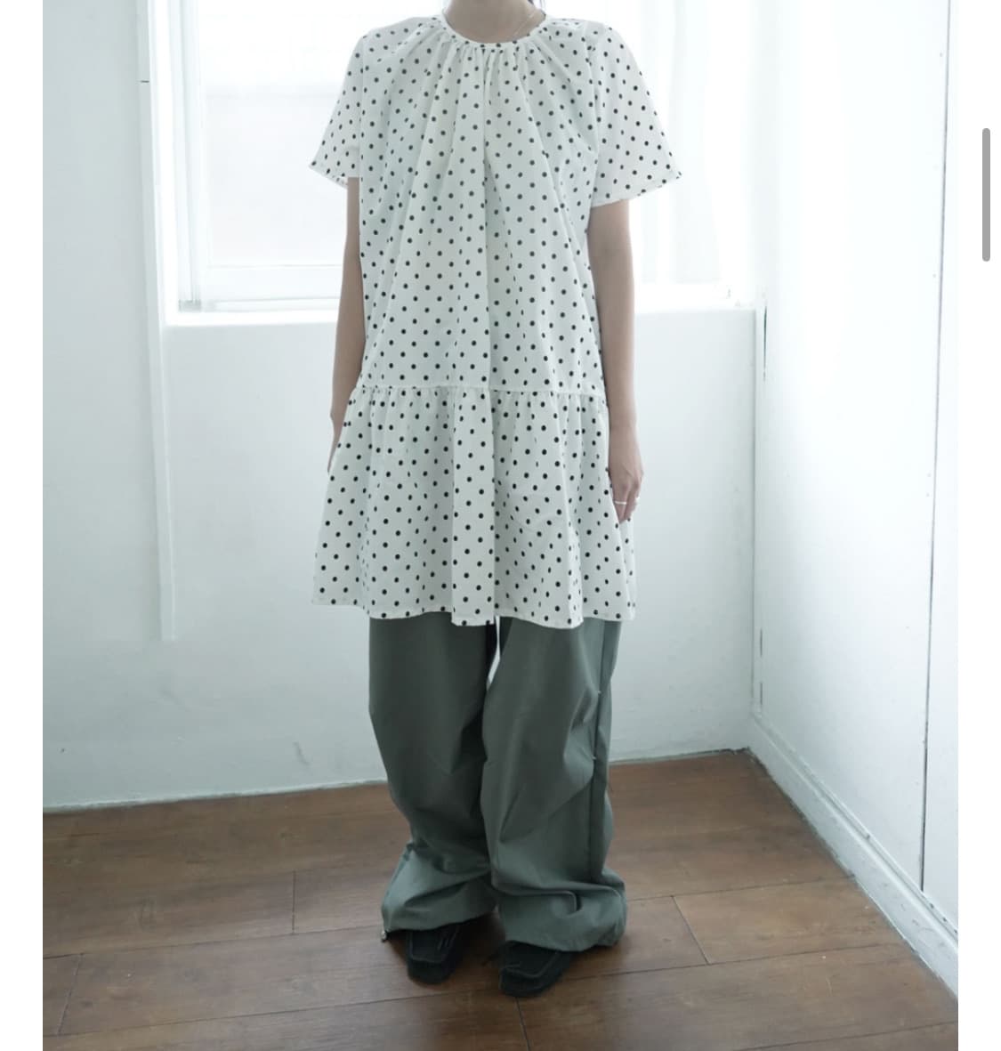 샵피에브레 도트 원피스 화이트 새상품 상품이미지1