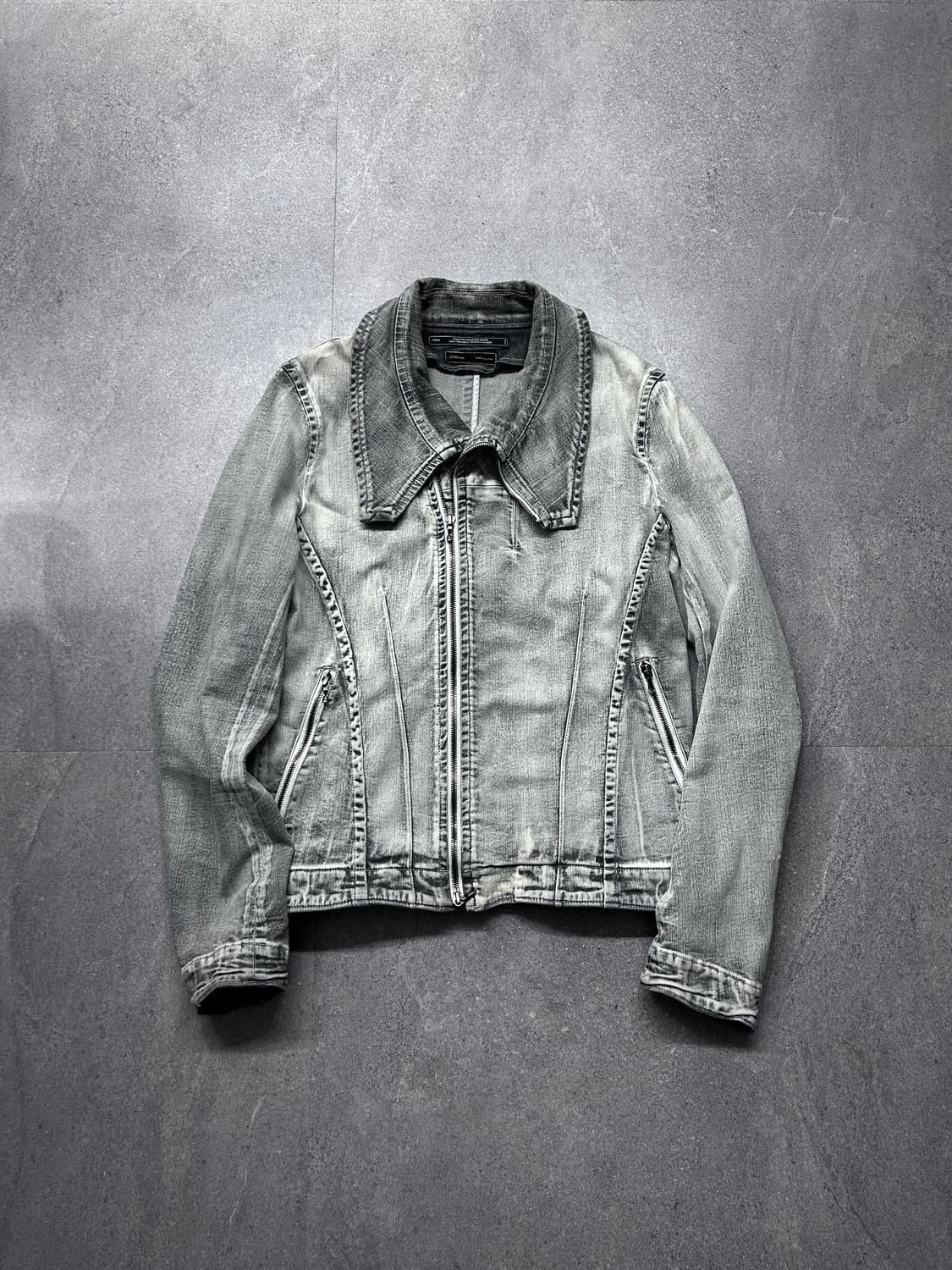 율리우스 사선 하이넥 워싱 데님 자켓 상품이미지3