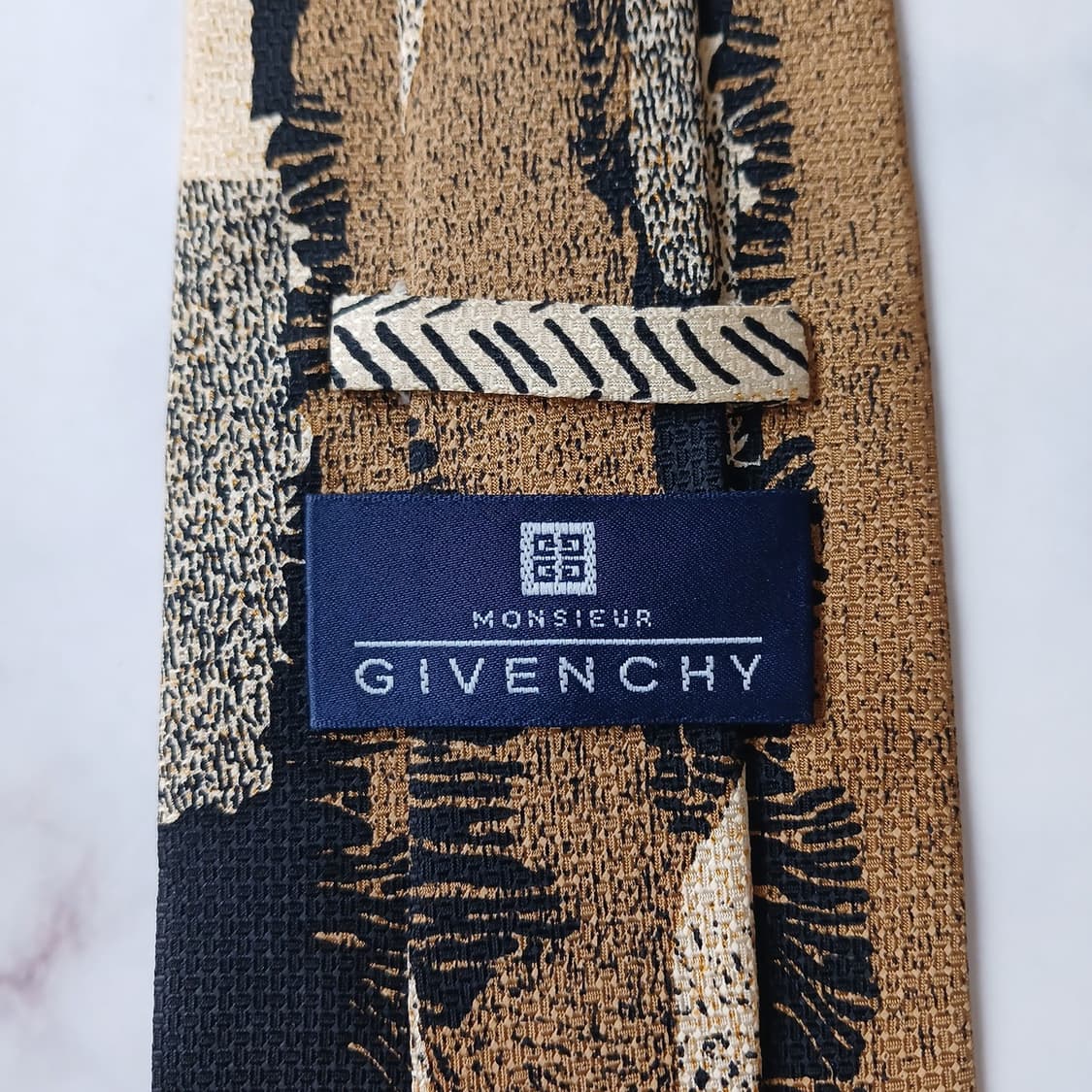 지방시 실크 브라운 아트 패턴 넥타이 9.5cm A등급 E728
 상품이미지8