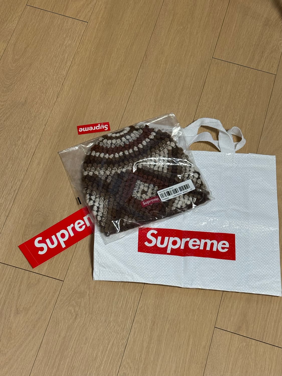 슈프림 25fw 텍스쳐드 니트 비니 브라운 상품이미지2