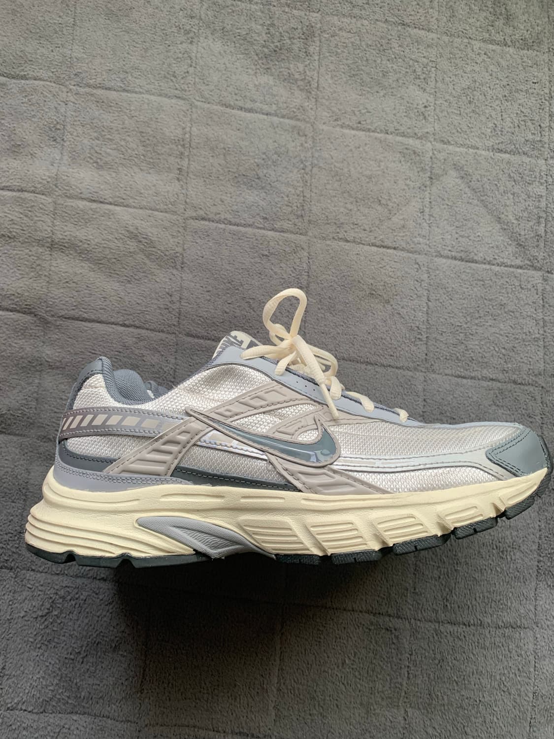 나이키 이니시에이터 빈티지 그레이260 상품이미지4