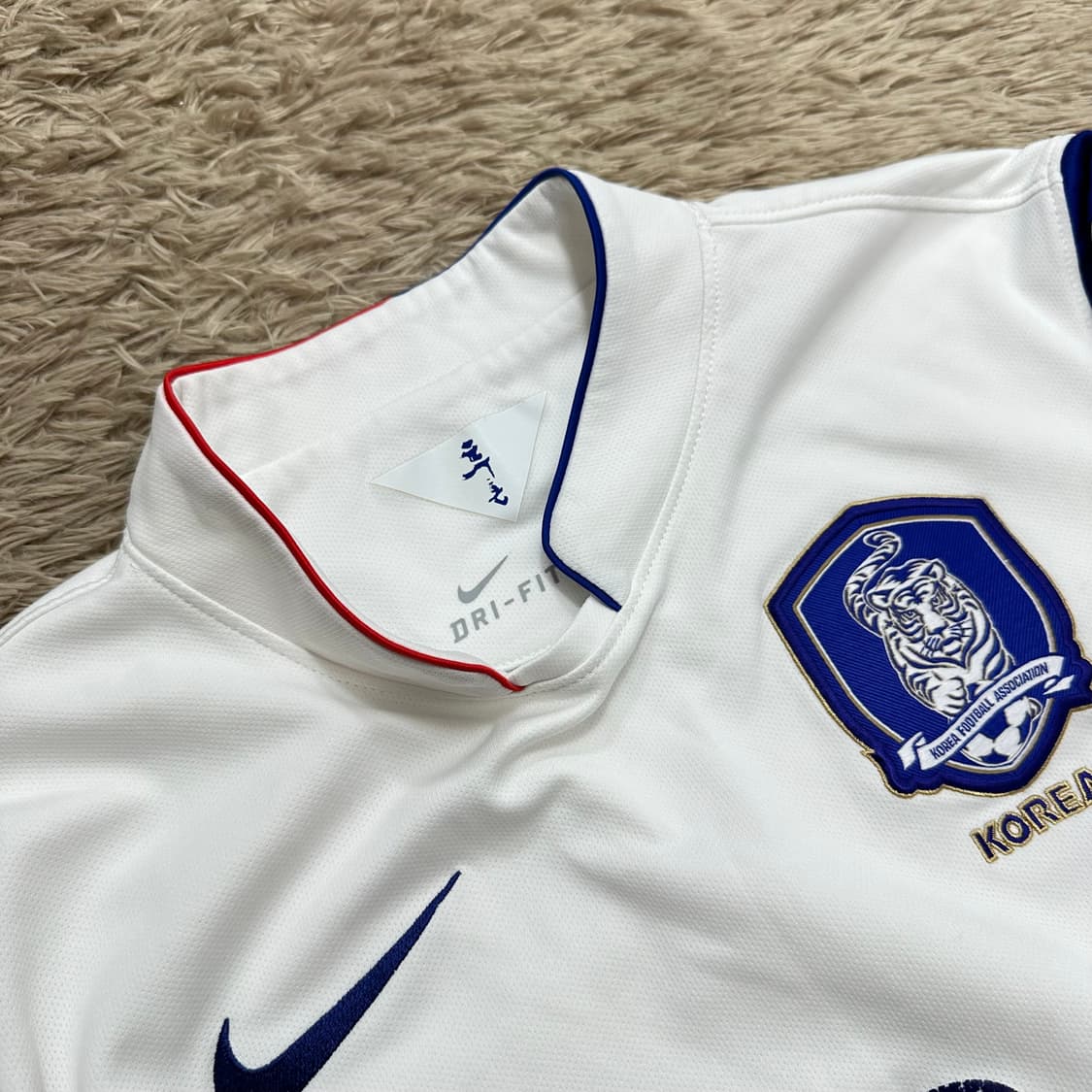나이키 국가대표 기성용 16번 마킹 유니폼 상품이미지3