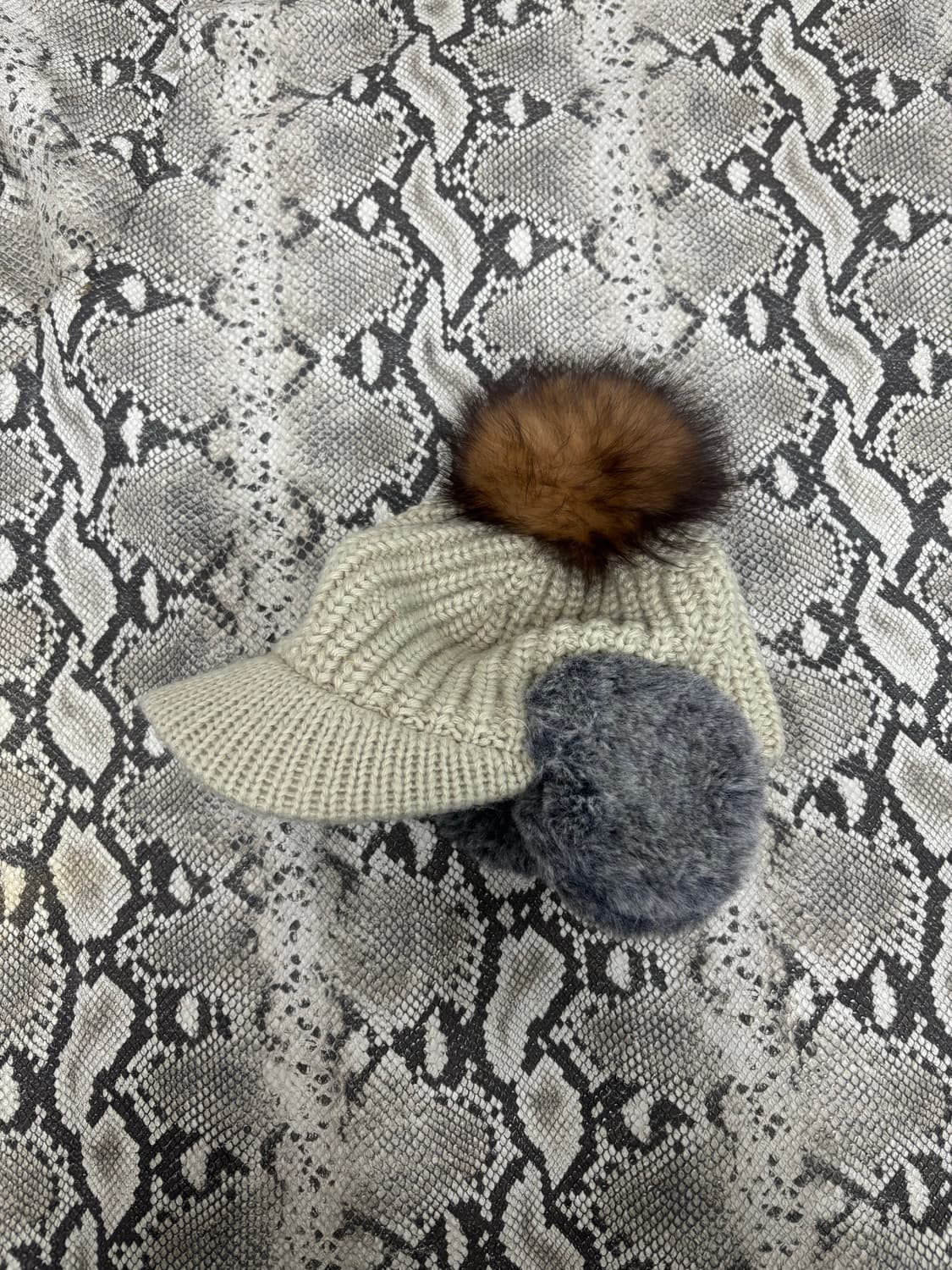 6 Ears Fur Detail Cap (여성 Free) 3.5 상품이미지2