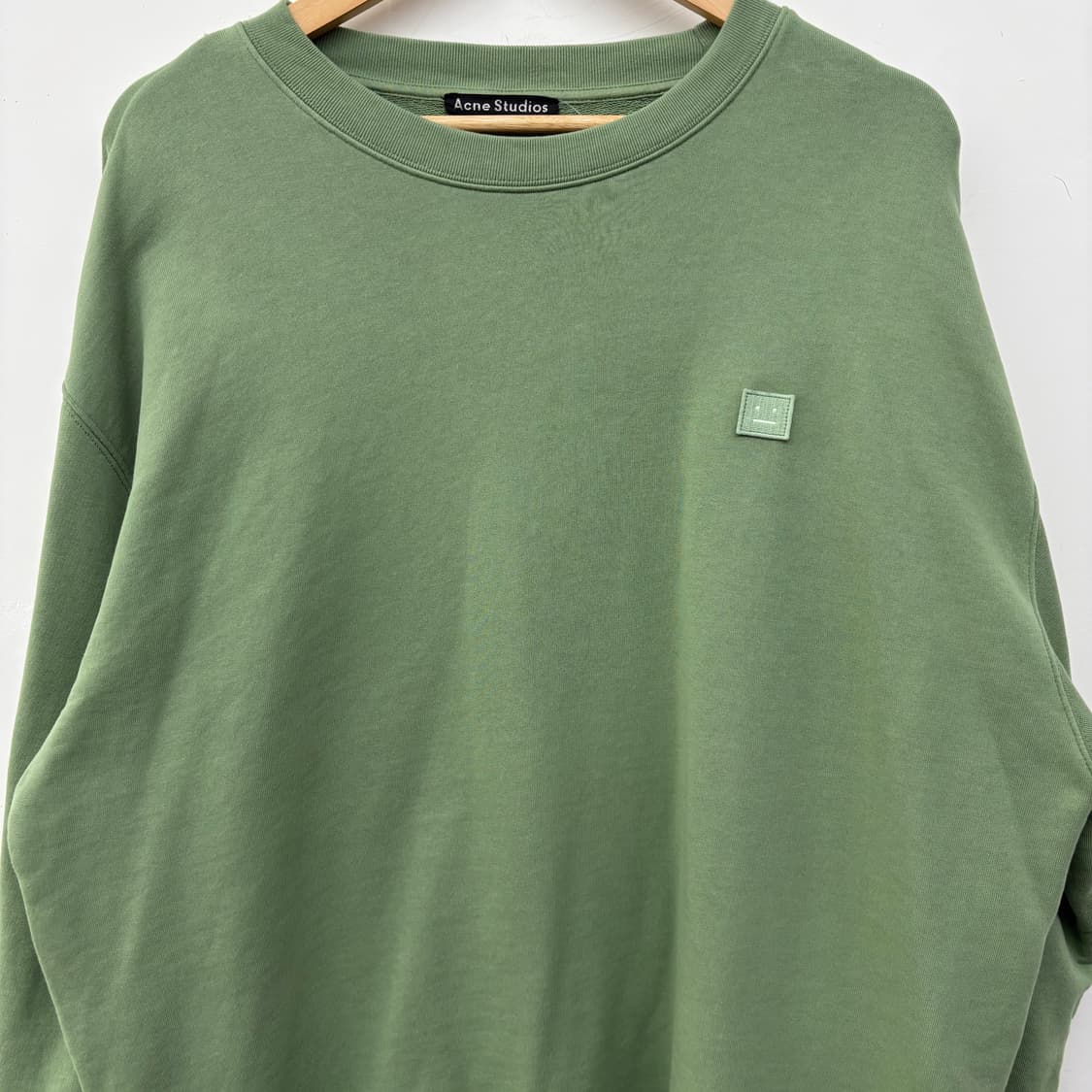 아크네 스튜디오 페이스 로고 맨투맨 그린 XL 상품이미지2