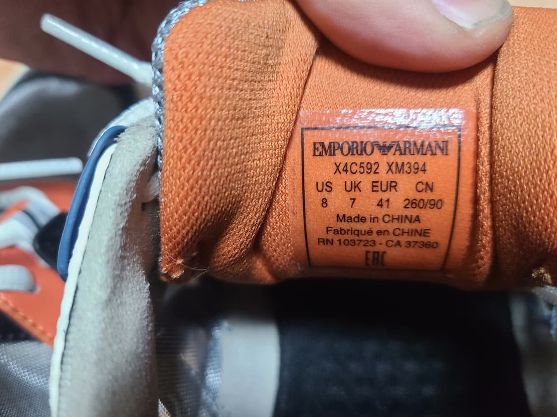 엠포리오 알마니 정품 청키 스니커즈 260 상품이미지10