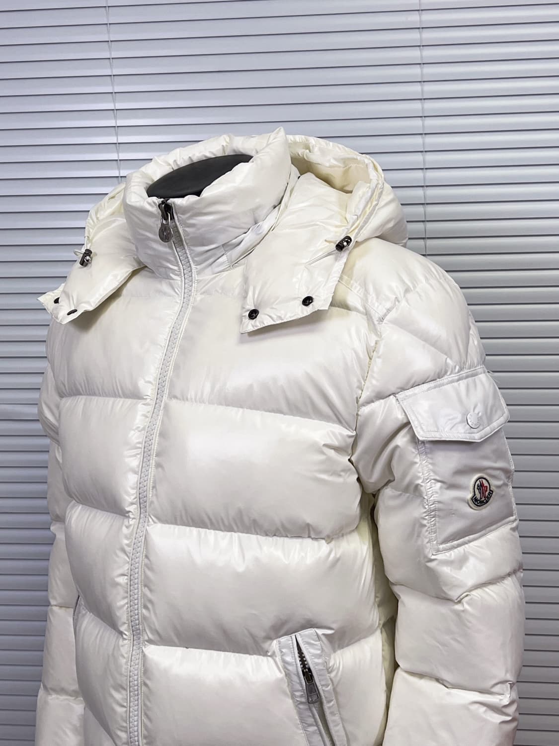 몽클레르 마야 쇼트 다운 상품이미지3