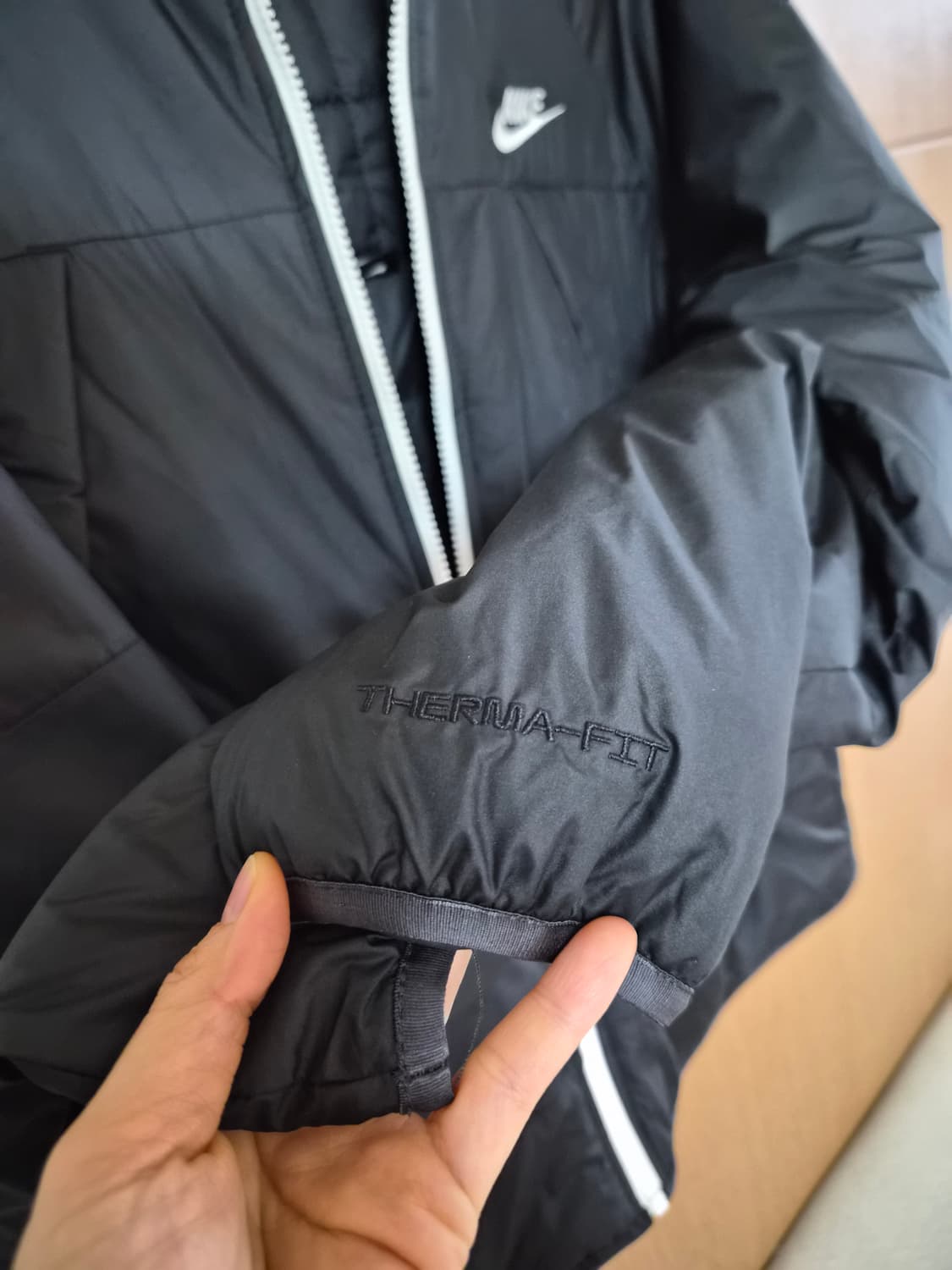 나이키 써마핏 리버시블 경량패딩 상품이미지6
