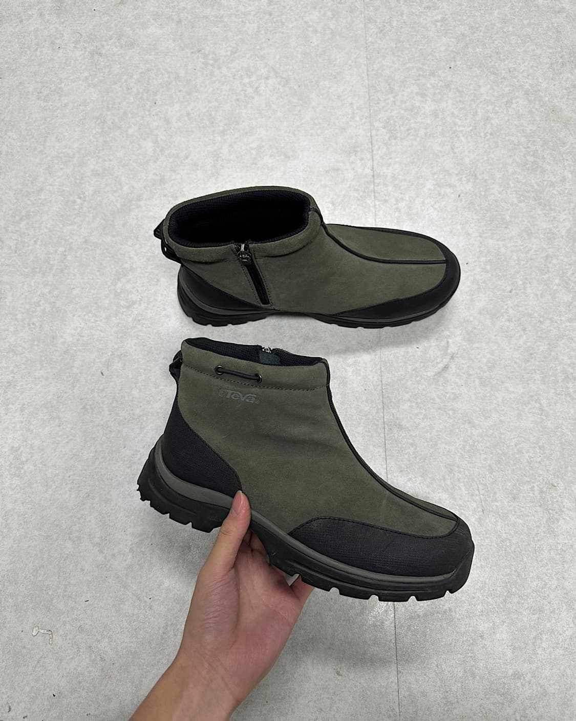 테바 처카 스웨이드 부츠 상품이미지5