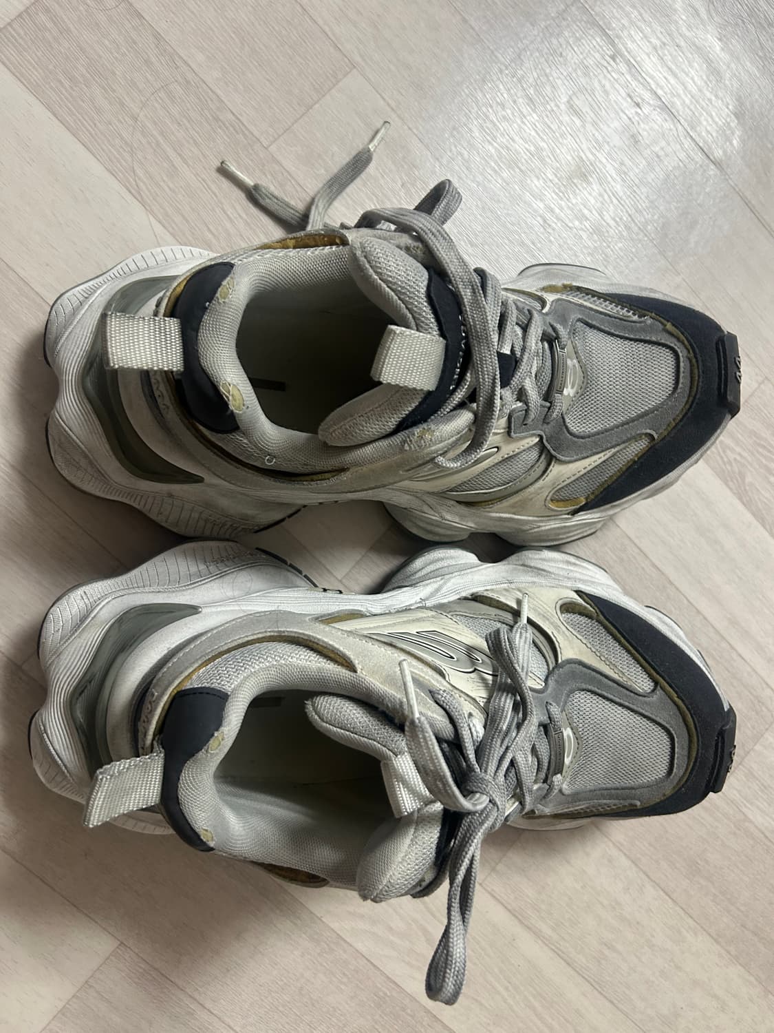 발렌시아가 카고스니커즈 그레이 상품이미지6