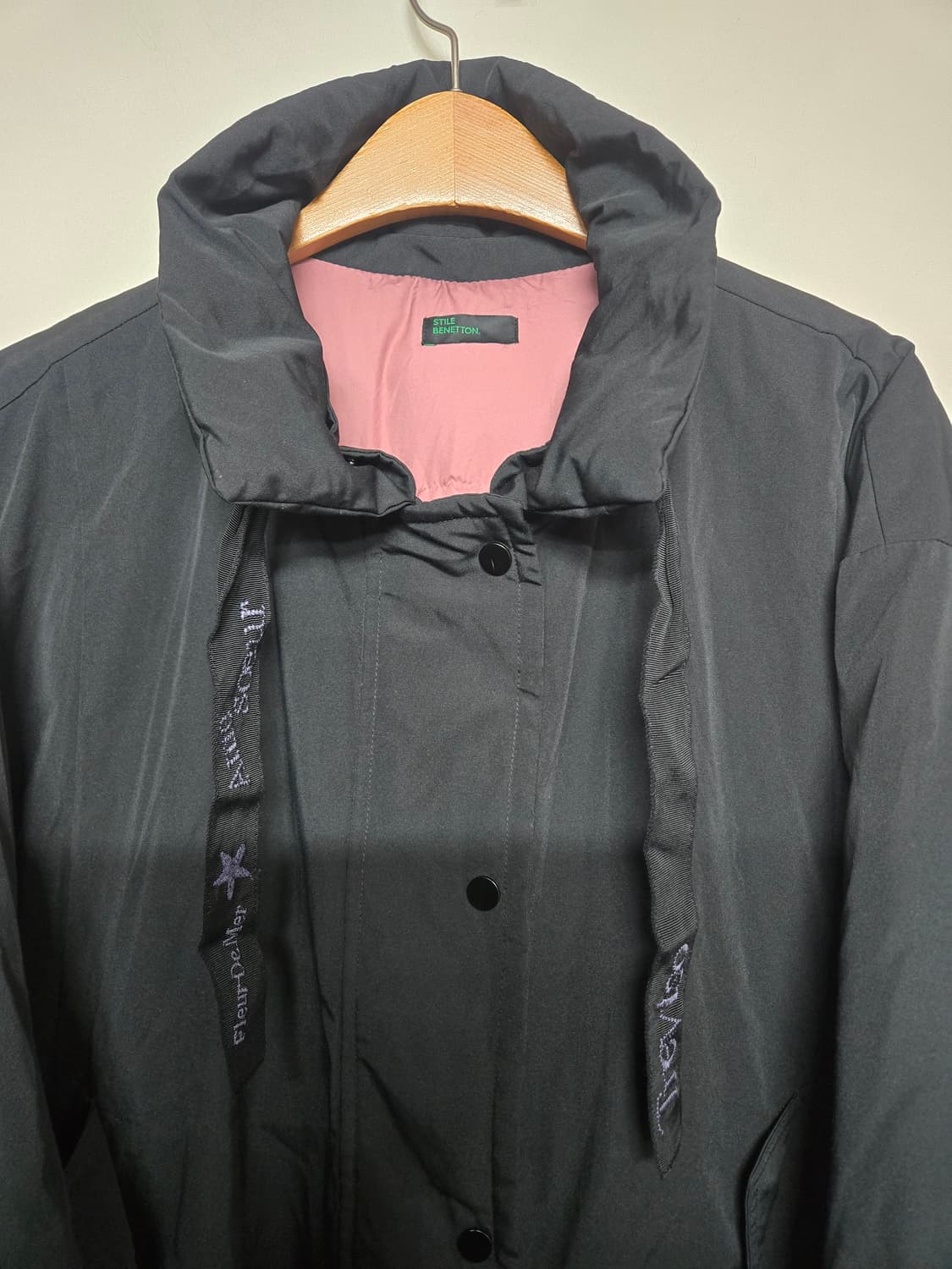 베네통 블랙 구스 롱 패딩 코트 44 모자X 상품이미지2