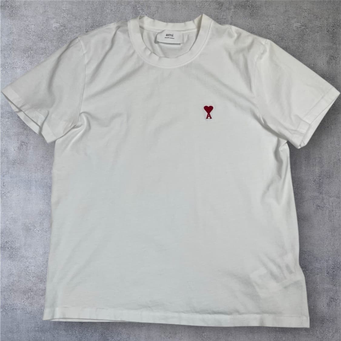 아미 Ami 화이트 스몰 하트 로고 반팔 티셔츠 L 상품이미지1
