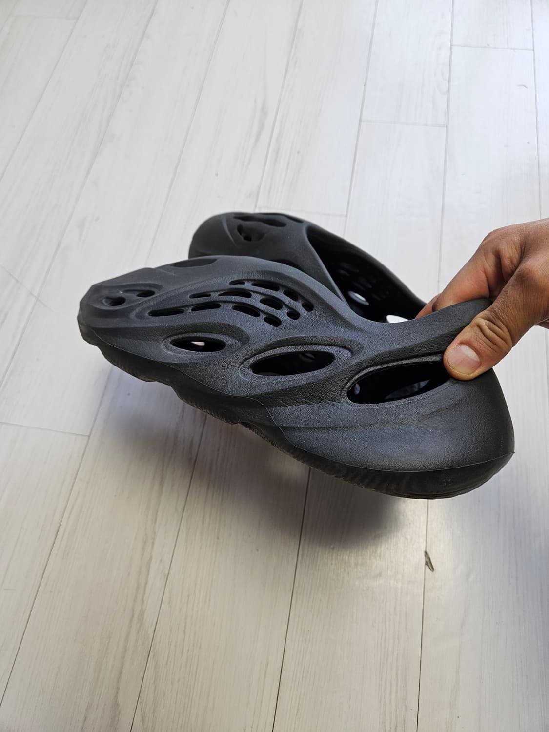 아디다스 이지폼 러너 카본 275 상품이미지3