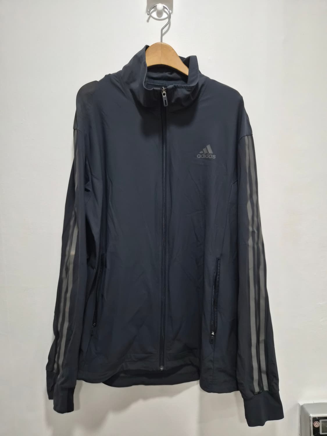 XL) 아디다스 COOL TOUCH 트랙탑 팝니다 상품이미지1