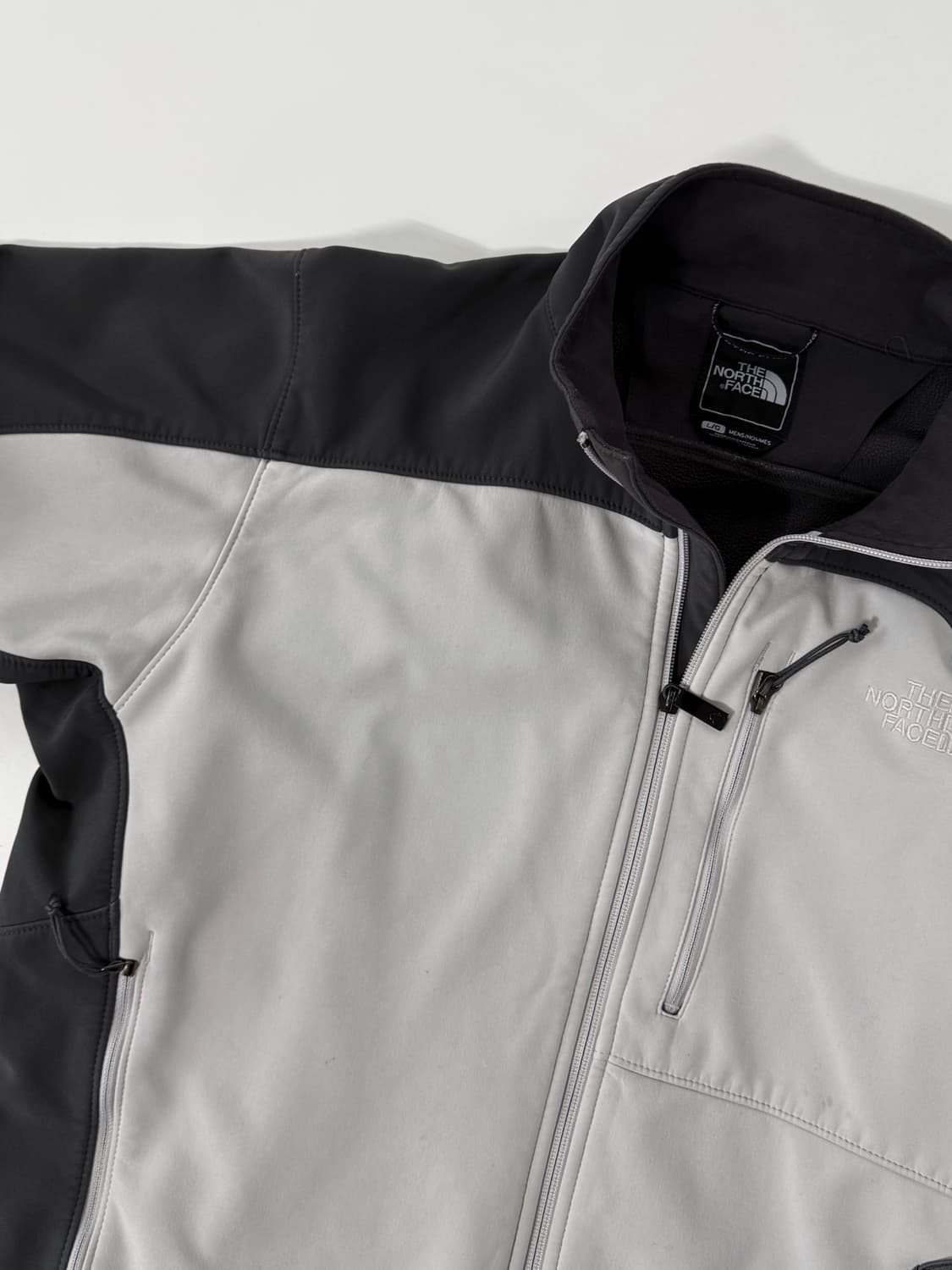 노스페이스 루즈핏 그레이 배색 테크니컬 소프트 쉘 자켓  상품이미지5