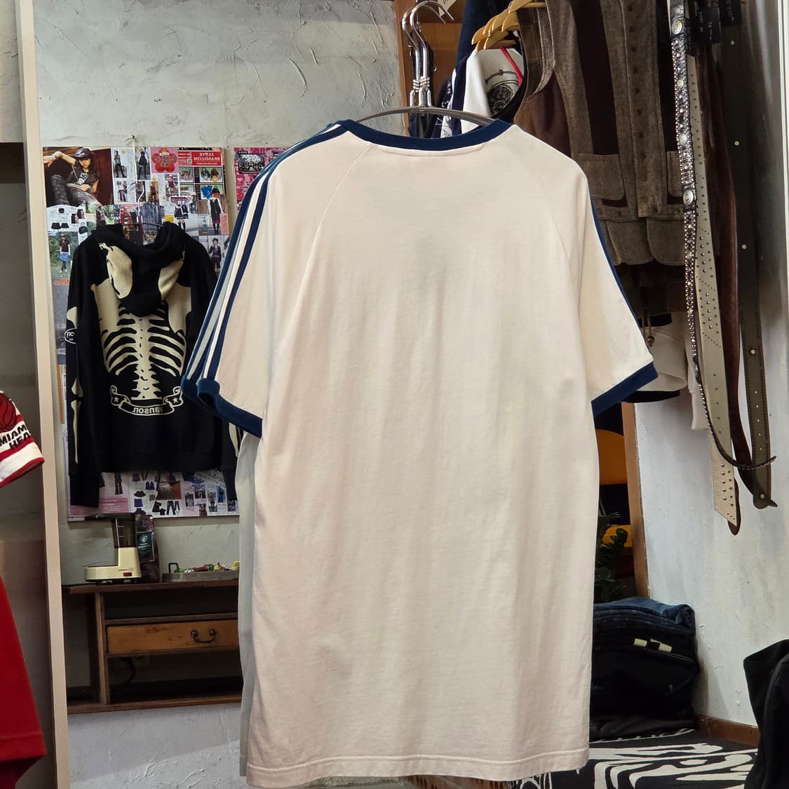 아디다스 삼선 사이드 라인 링거 반팔티 상품이미지4