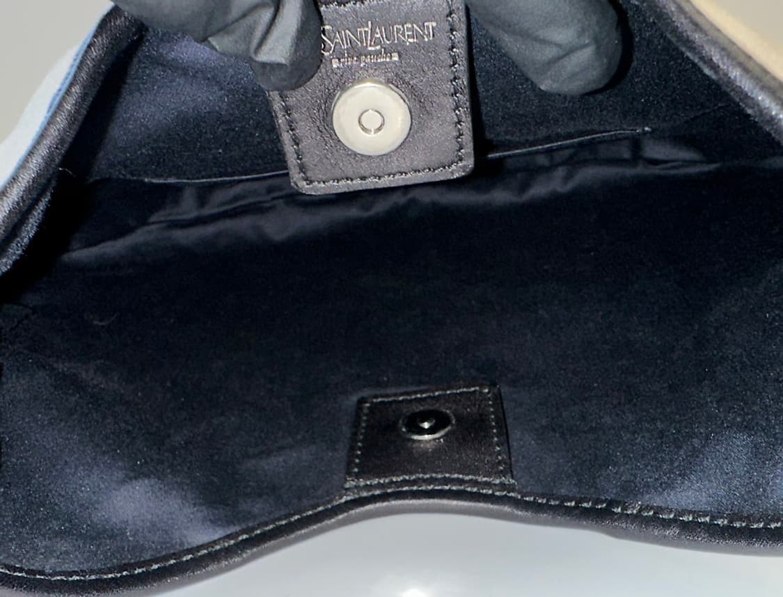 입생로랑 몸바사 호른 핸들 토트백 (정품) 상품이미지9