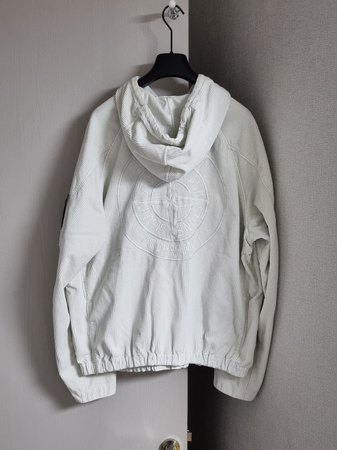 슈프림 x 스톤아일랜드 코듀로이 자켓 새상품 상품이미지2