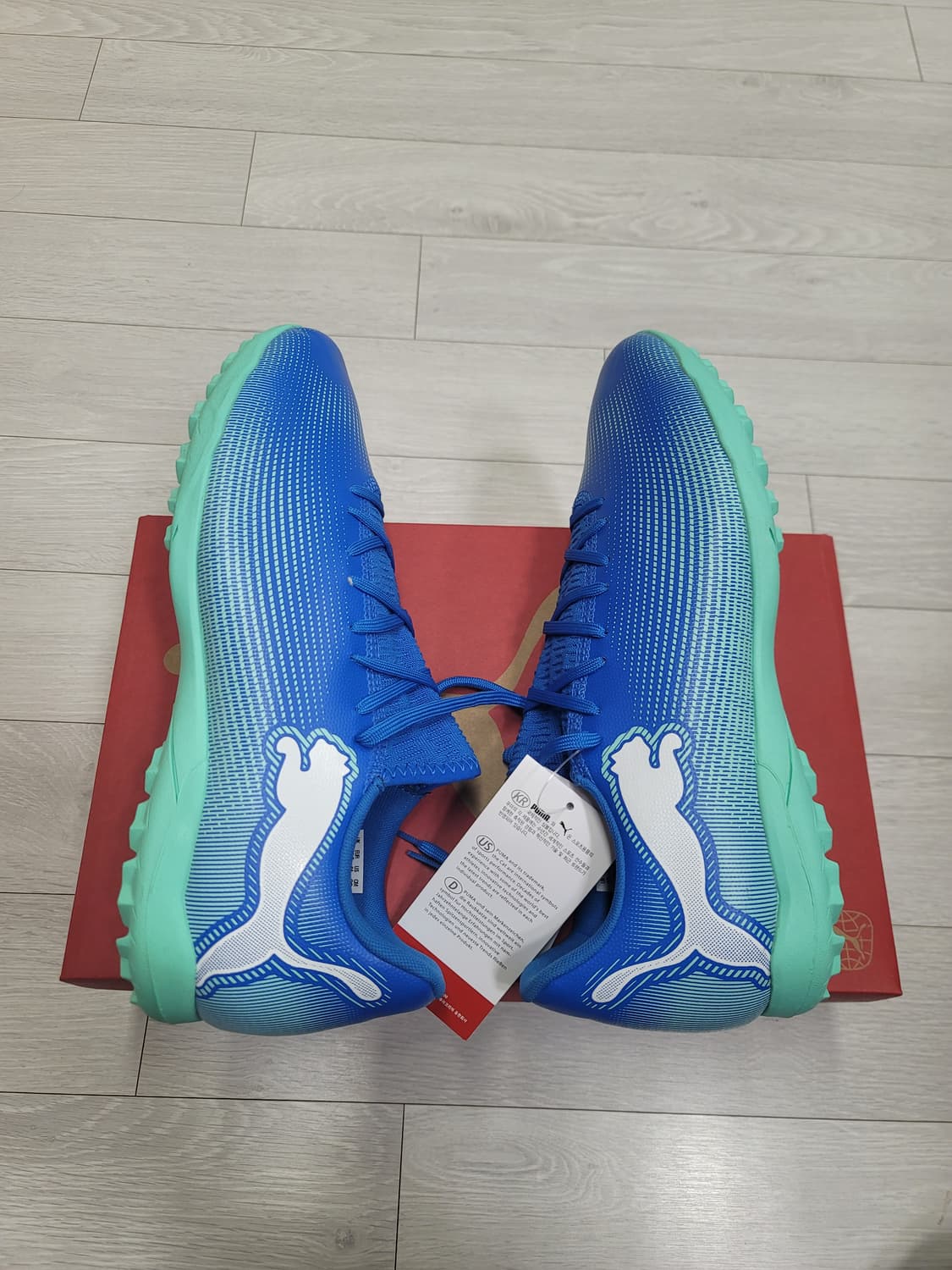 (290)푸마 풋살화 퓨처 7 플레이 TT[대전 직거래도 가능] 상품이미지1