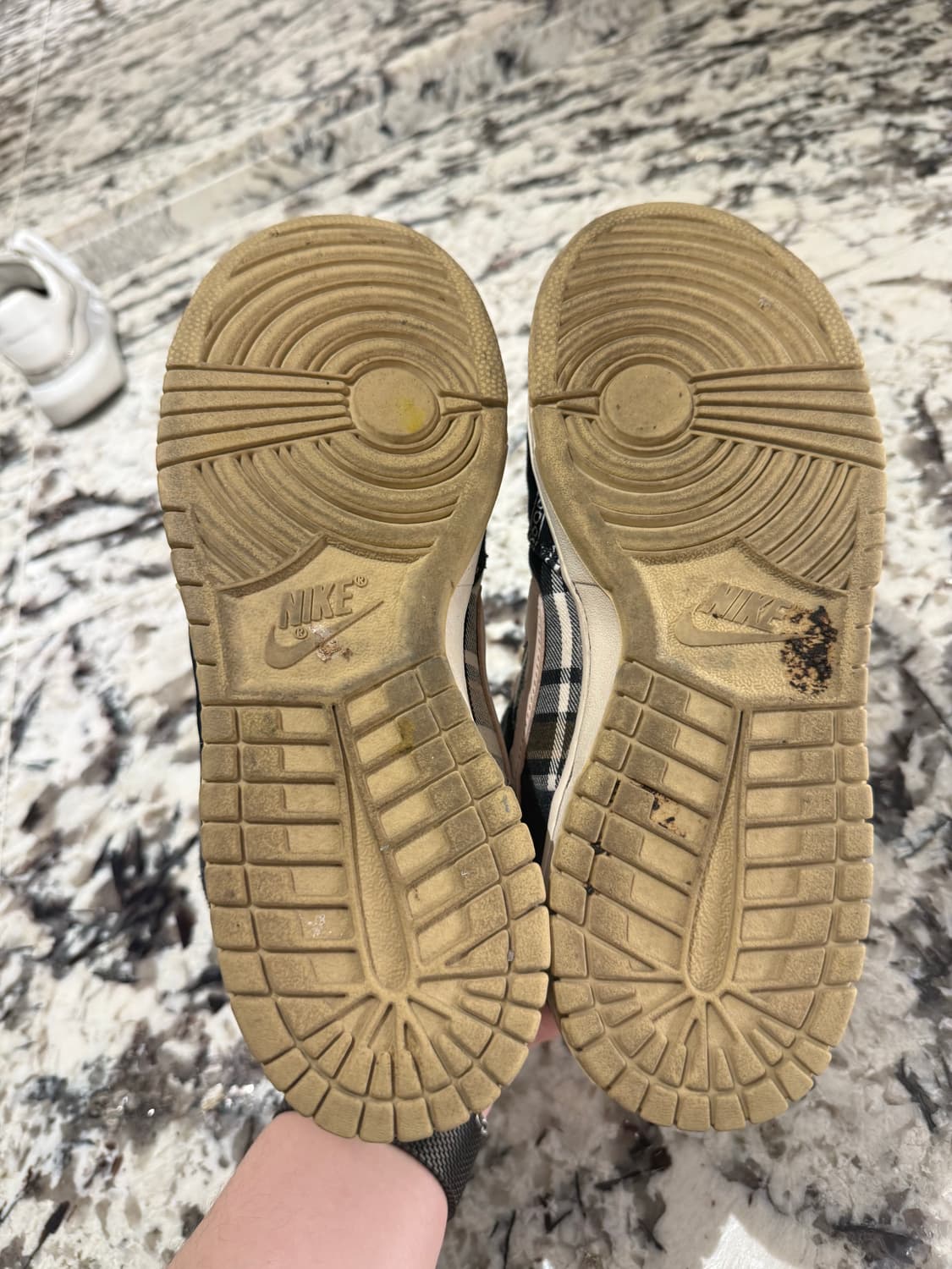 나이키 x 트래비스 스캇 SB 덩크 로우 상품이미지7