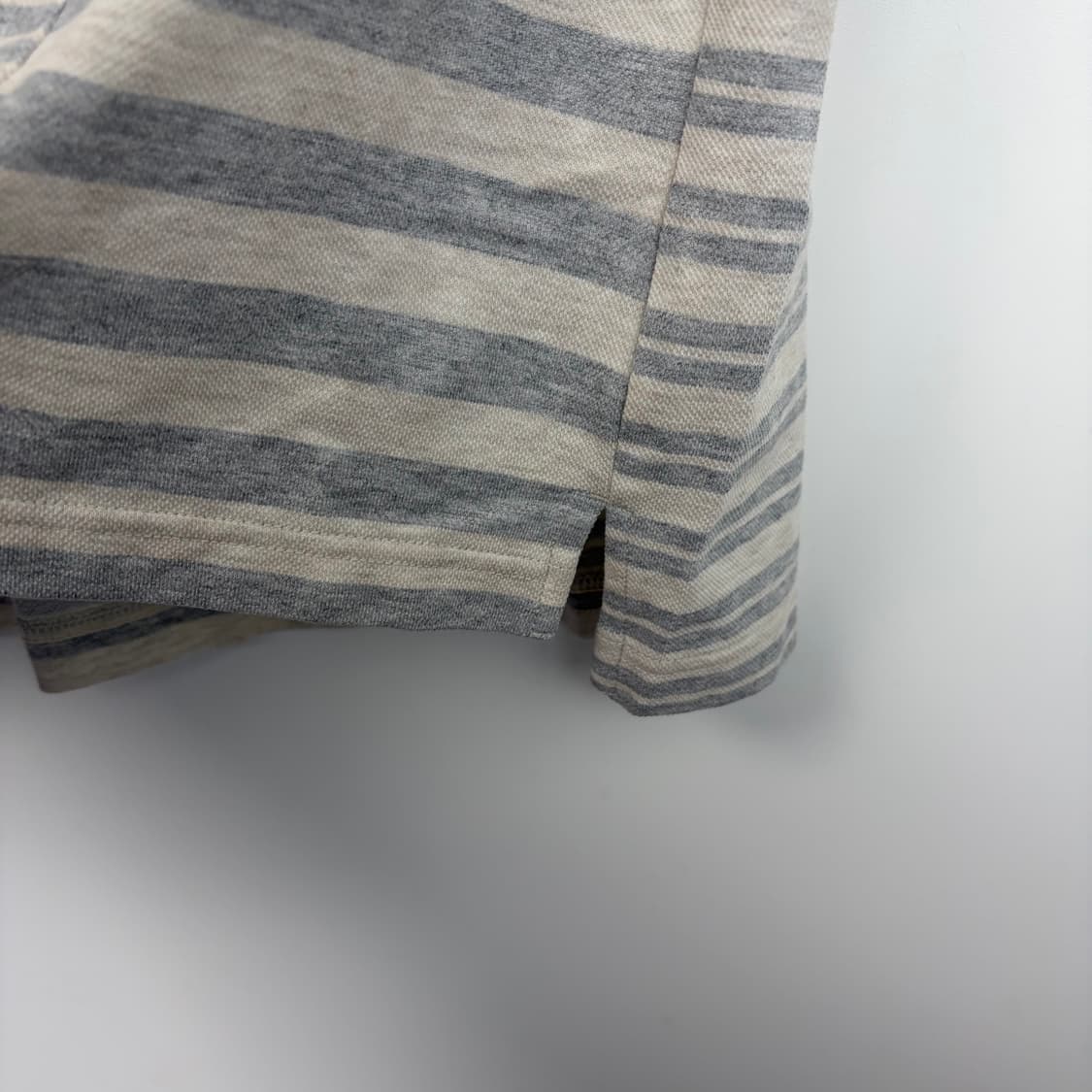 유니클로 엔지니어드가먼츠 카라 티셔츠 상품이미지6