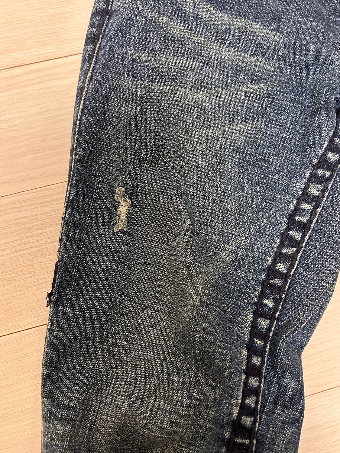 트루릴리전 로우라이즈 부츠컷 데님 팬츠 25 상품이미지6