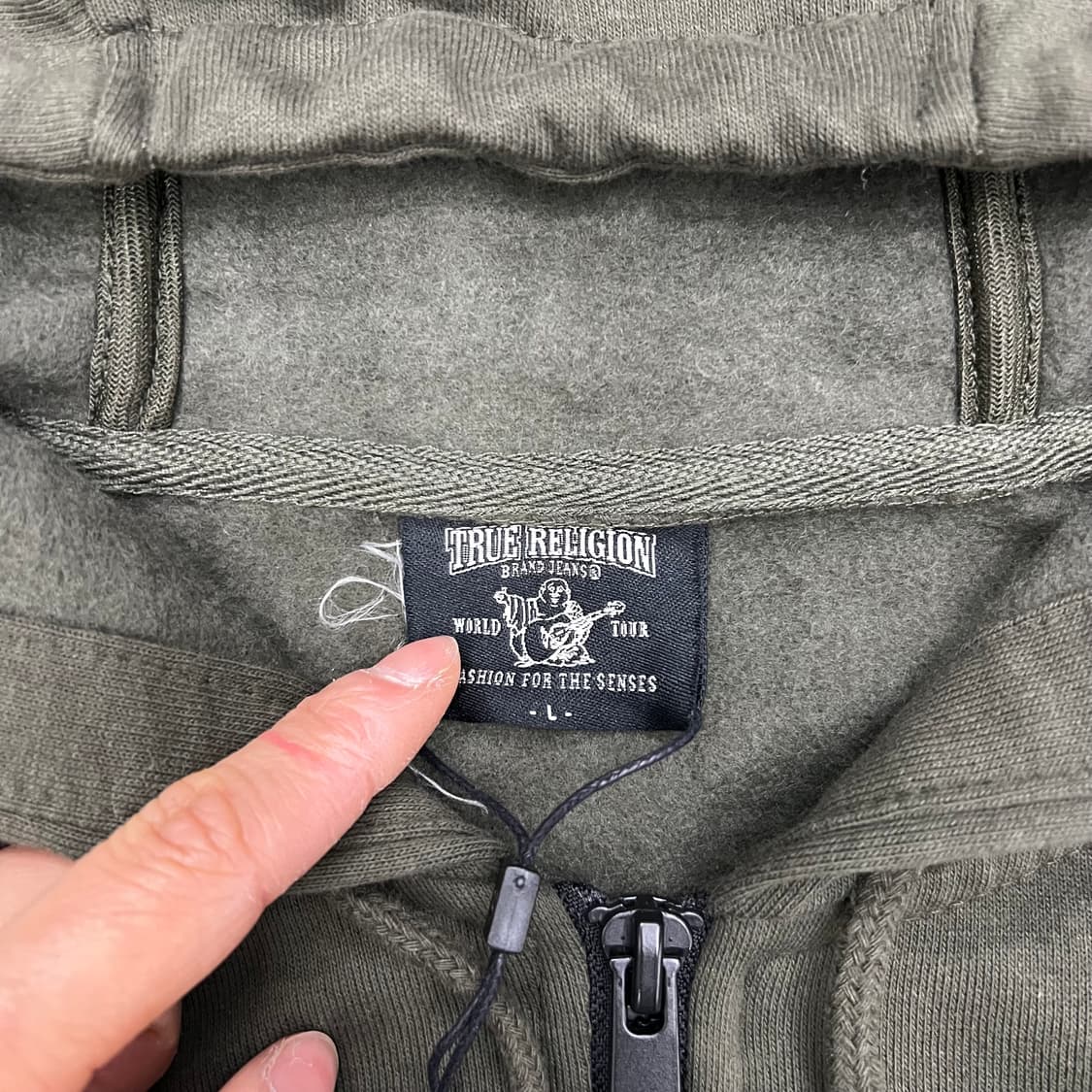 착샷O 트루릴리전 카키 후드집업 상품이미지2