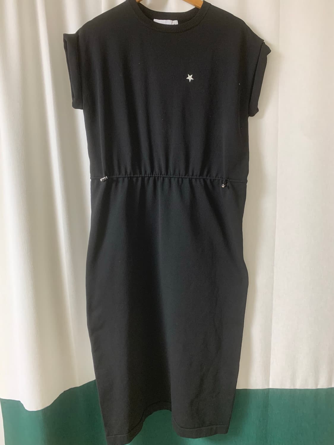 컨버스 도쿄라인 돌먼 슬리브 박시 저지 원피스 프리 상품이미지2