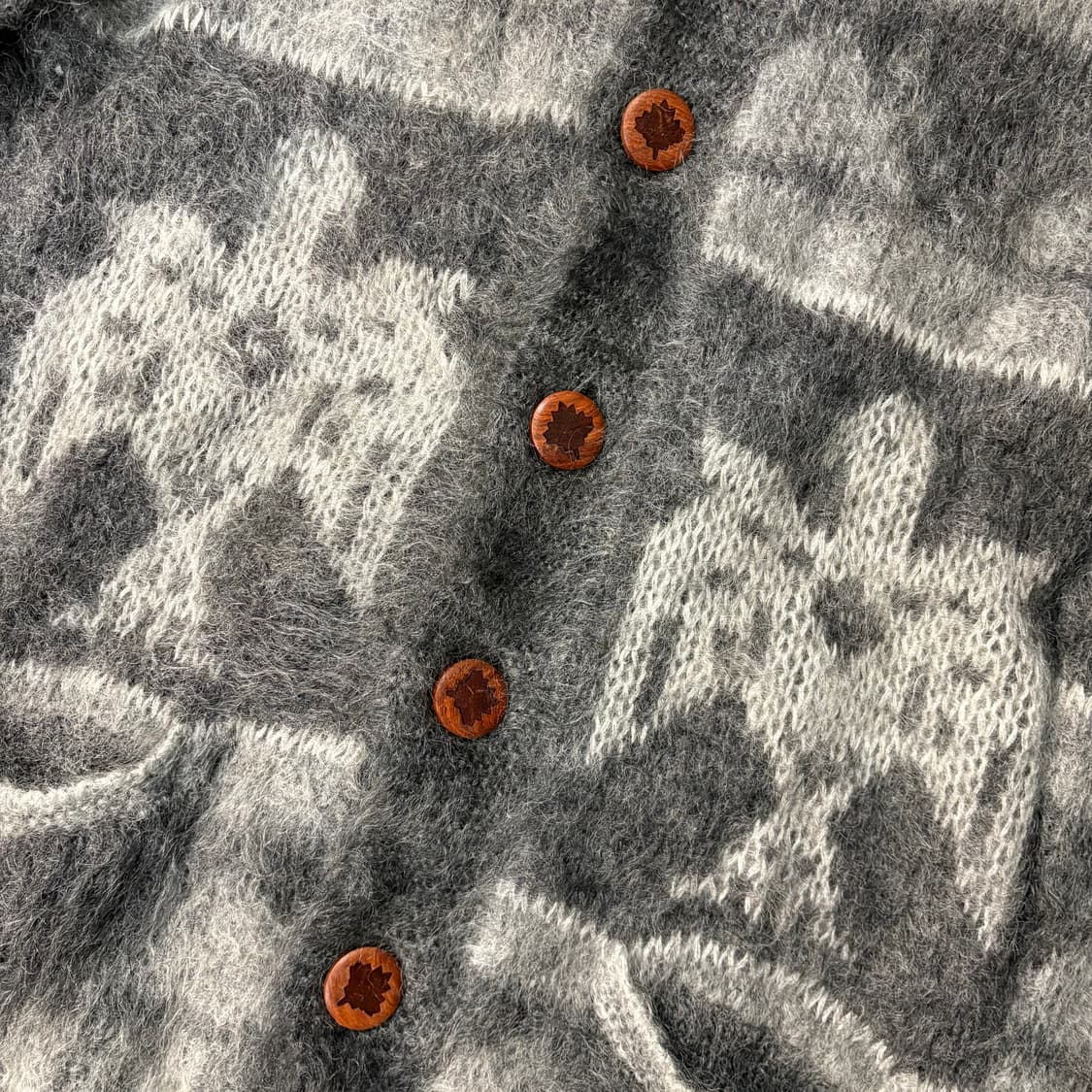 간류 x 꼼데가르송 독수리 패턴 모헤어 가디건(AD2010) 상품이미지6