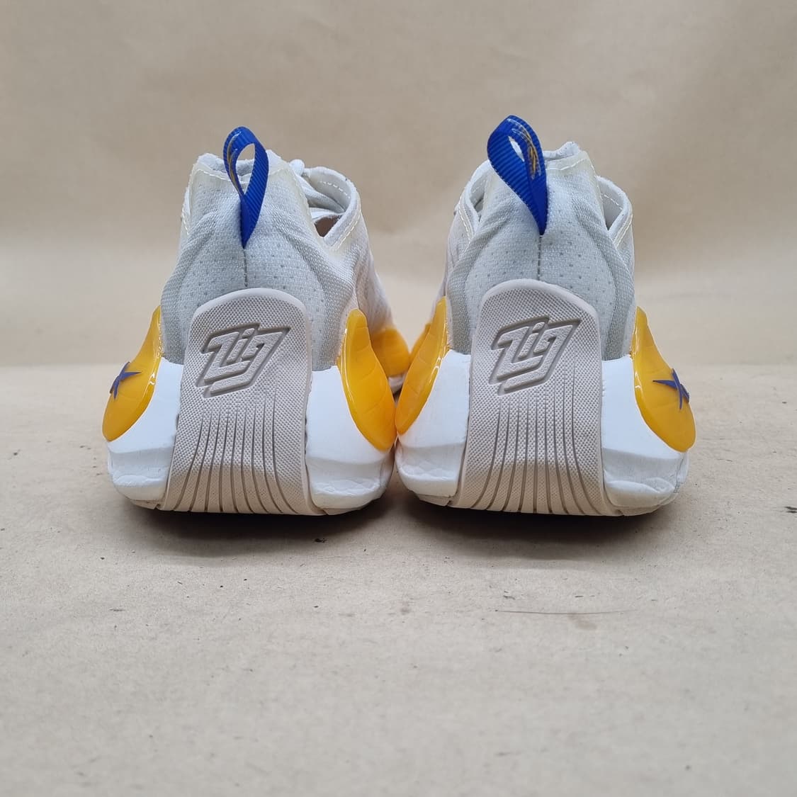 리복 직 키네티카2 남성운동화265  상품이미지4