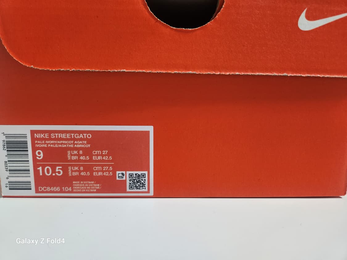 나이키 스트리트 가토 풋살화 270mm 새상품 판매합니다. 상품이미지8