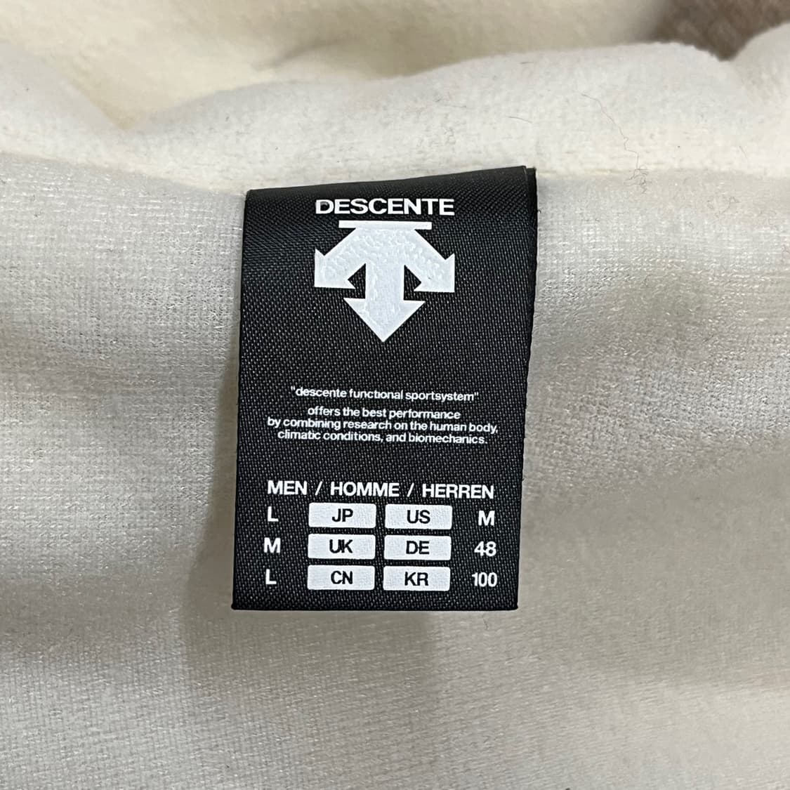 [정품/100] 데상트 스위스 스폰서 플리스 자켓 b15 상품이미지5